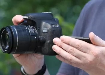 Canon 800D Dünyanın En Hızlı Netleyen Fotoğraf Makinesi