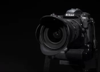 Nikon, Fotoğraf Makineleri Piyasada Serin Rüzgârlar Estiriyor!
