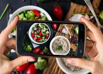 Akıllı Telefonlarla Yemek Fotoğrafı Çekmenin 5 Yöntemi