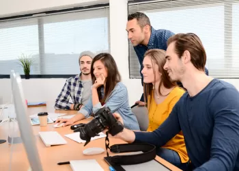 Fotoğrafçılar Neden Video Kurgu Eğitimi Almalı?