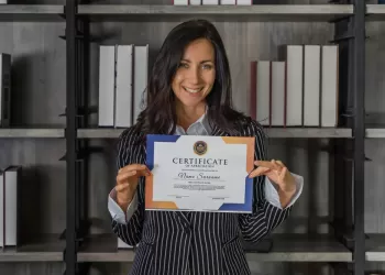 Sadece Sertifika ile İşe Girilir mi?